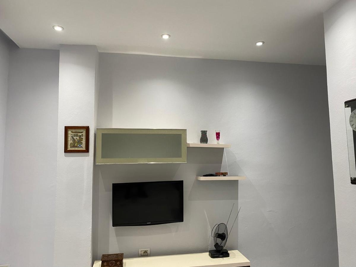 E&B Cosy Apartment 티라나 외부 사진